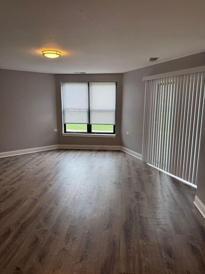 3 bedroom in Chicago IL 60612 - 3 bedroom in Chicago IL 60612 Condo Unit 104
