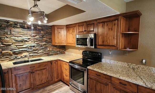 Photo - 9100 E Winchcomb Dr