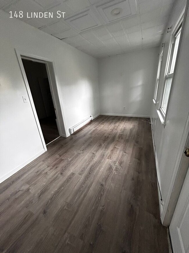 Photo - 148 Linden St