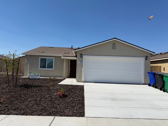 Photo - Beautiful Brand-New home for rent in Corcoran