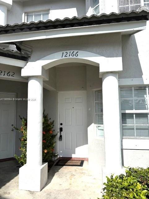 Building Photo - 12166 SW 143rd Ln Rental