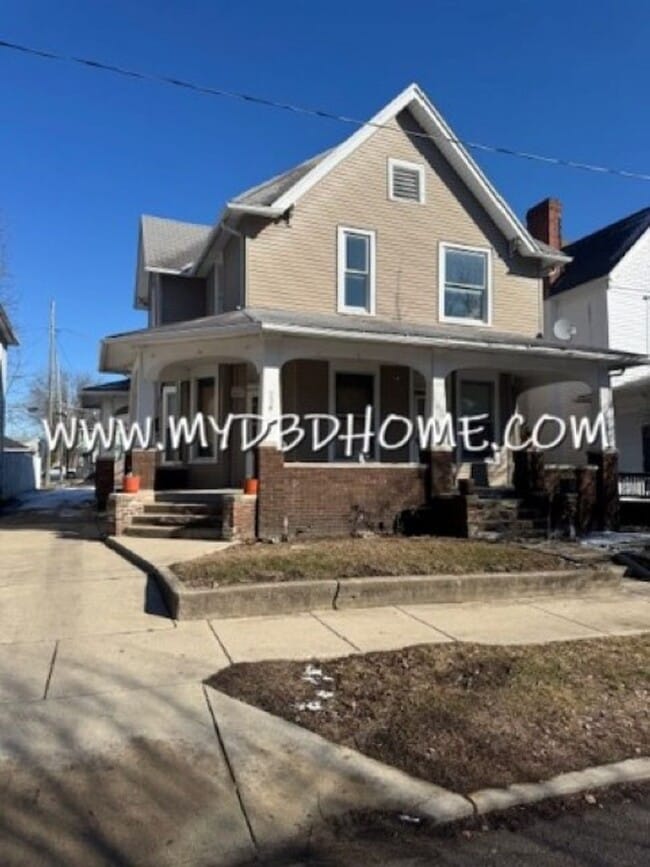 Building Photo - 938 Lincoln Ave Unit 940 Lincoln 2A