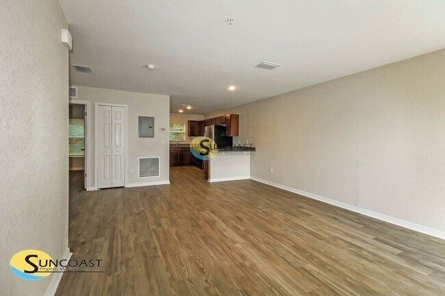 Photo - 60 Walnut Rd Unit 3