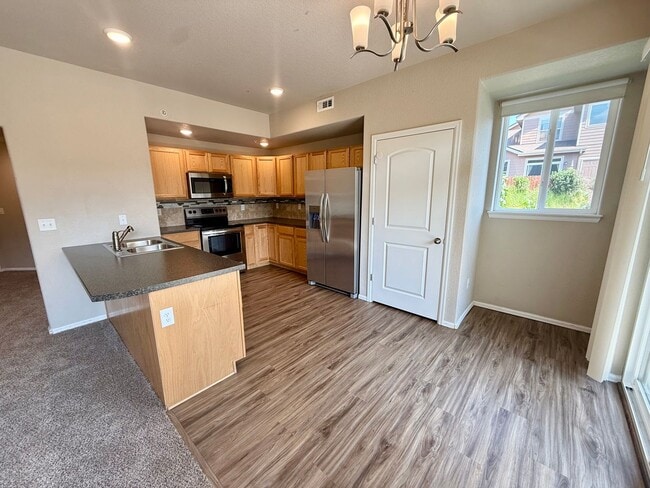 Photo - ***2 WEEKS FREE***West Greeley Spacious Townhome With New Carpet! Unit #3711