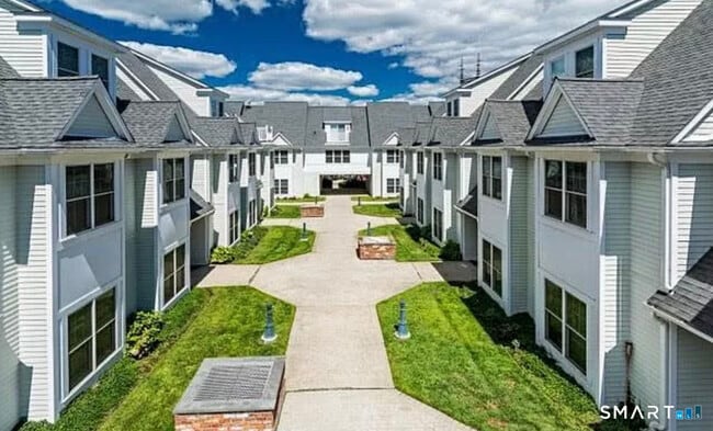 Building Photo - 14 Haviland St Unit B1