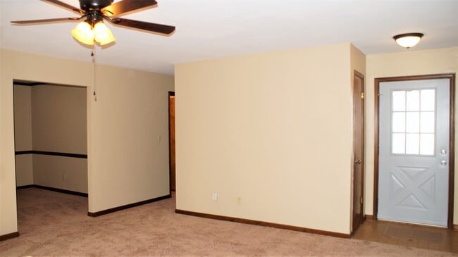 Photo - 1504 Crawley Cir