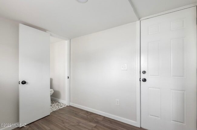 Photo - 3814 S Liberty Ave Unidad 3814