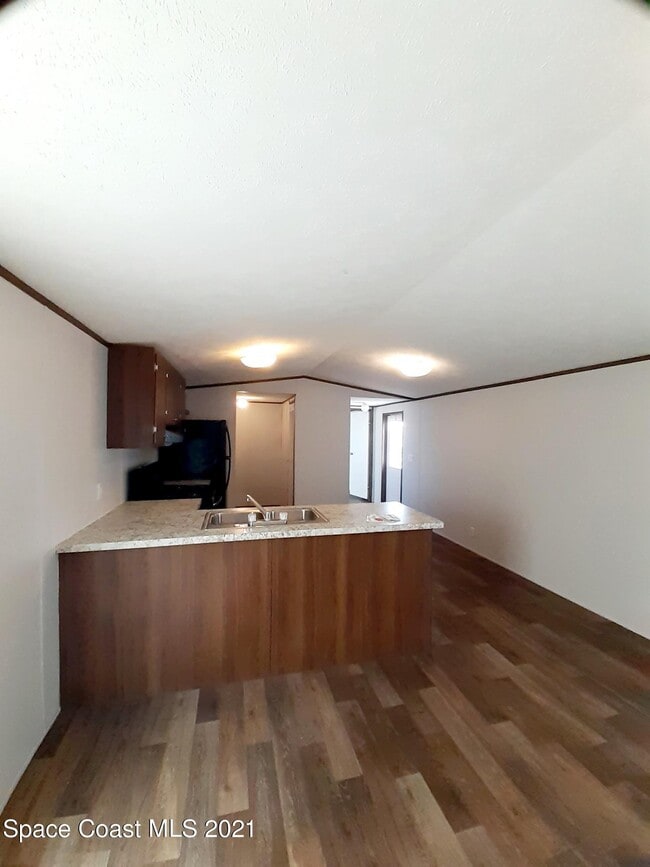 Photo - 1632 Ridge Dr