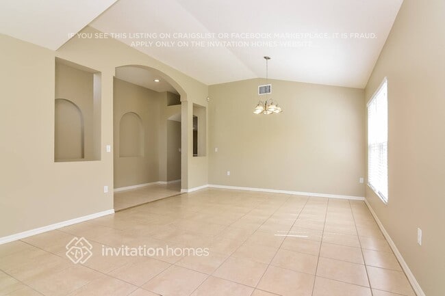 Photo - 29717 Morwen Pl