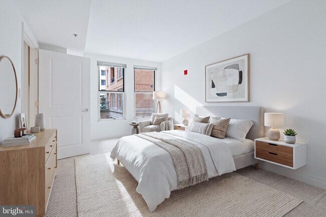 Photo - 915 E St NW Unit 505