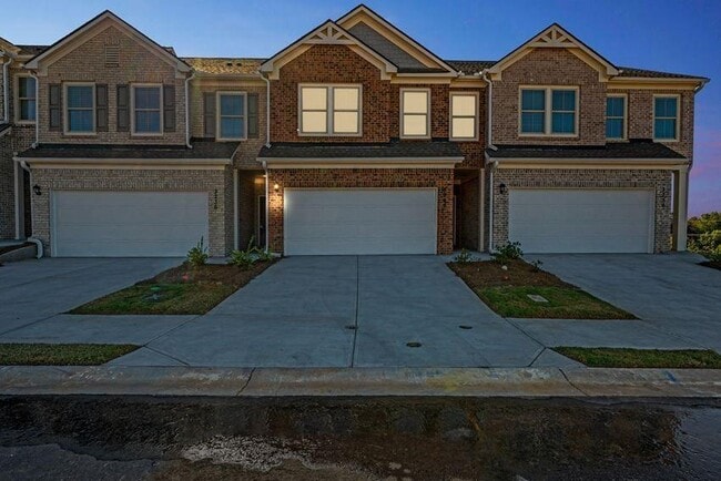 3186 Gallant Fox Ln
