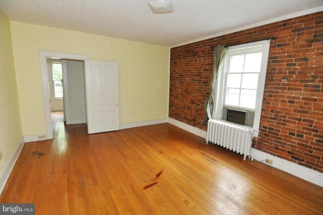 Photo - 515 N Loudoun St