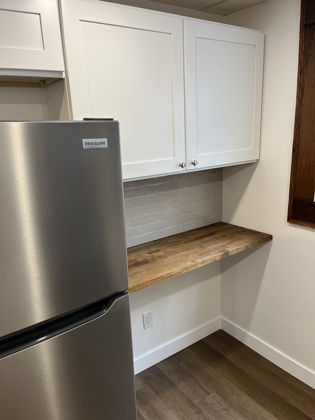 321 Waitman St Unit 321B