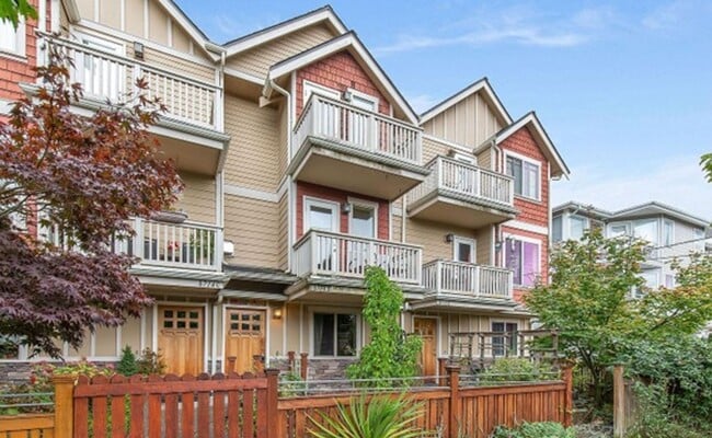 Photo - Energy-efficient townhome in the desirable community of Crown Hill is ready to be loved!