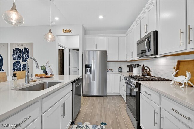 Photo - 1657 Serena Ave