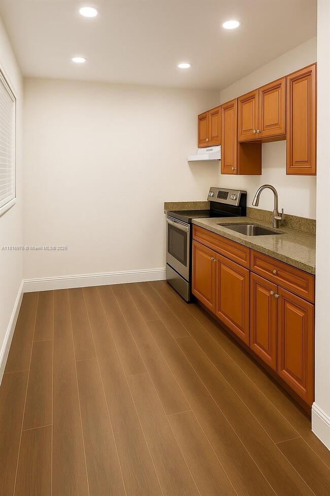 Building Photo - 105 NW 14th Way Unit 1 Rental