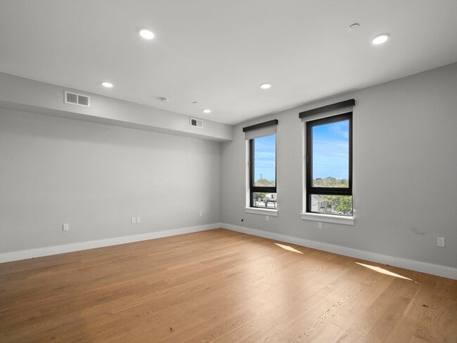 Photo - 9 Central St Unit 310