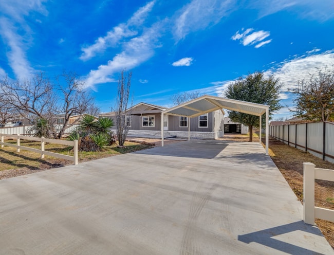 Building Photo - 35 Cinnamon Ln