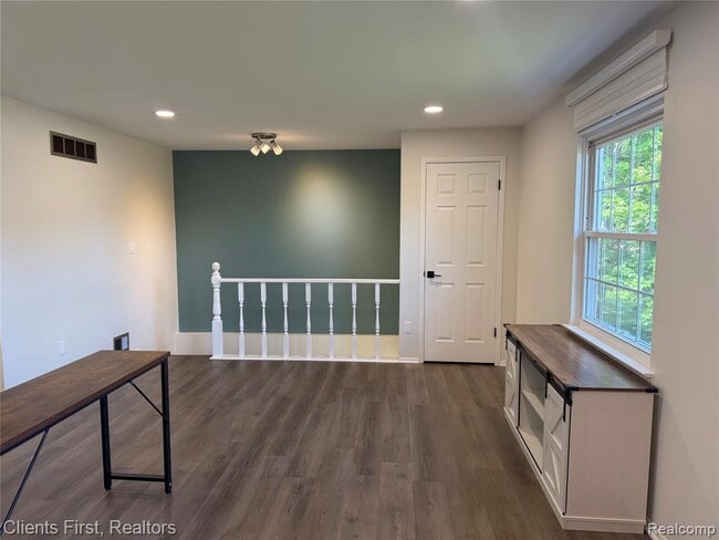 Photo - 204 Princeton Dr