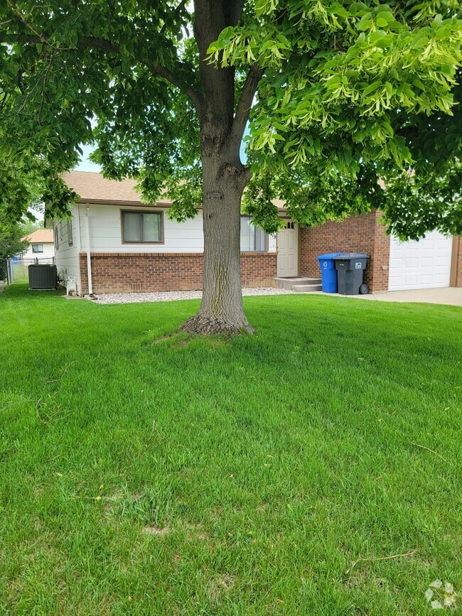 Building Photo - 1419 Fleta Ct Rental
