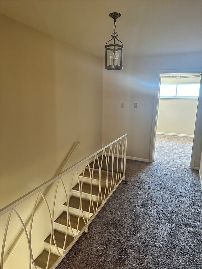 Photo - 2711 Briarhurst Dr Unit 3