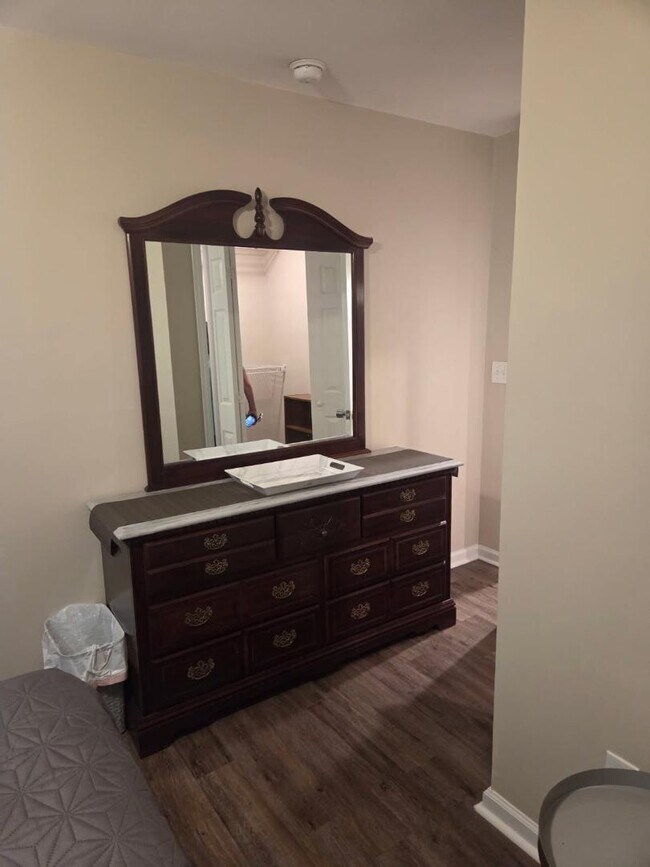 Photo - 346 Graham Meadow Dr