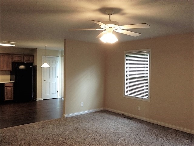 Photo - 1207 Meadowood Dr