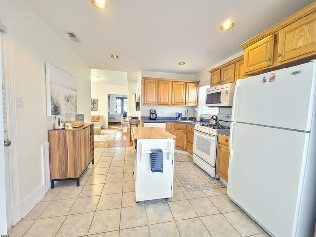 Photo - 103 N Harrisburg Ave