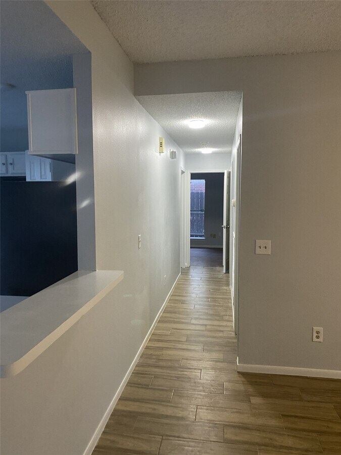Photo - 18158 Holly Green Dr