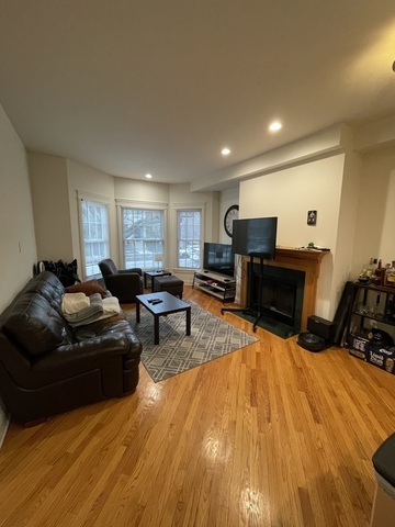 Photo - 1655 W Wrightwood Ave Condo Unit 1e