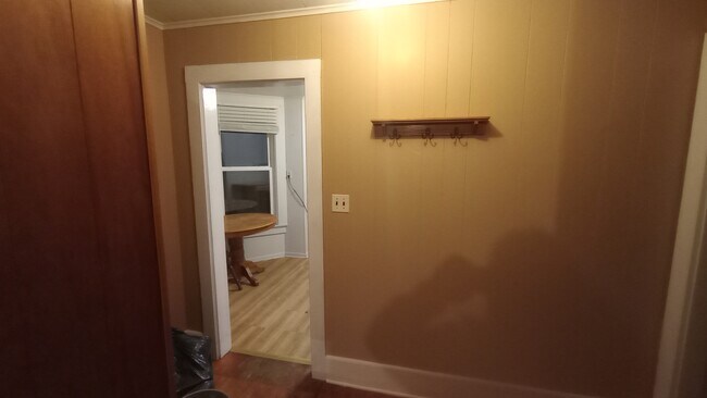 Photo - 203 W Main St Unit Apartment 2