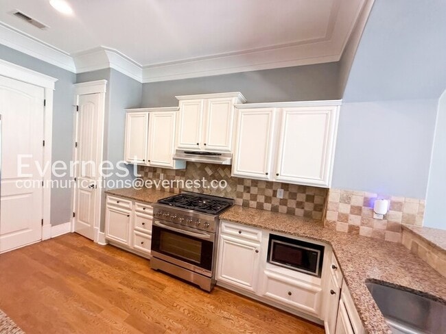 Photo - Comfort Meets Modern Convenience with Fireplace / 3 Beds & 2.5 Bath / Available Now