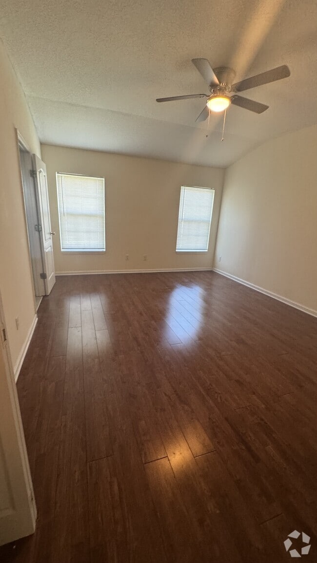 Building Photo - 1447 Biscayne Bay Cir Rental