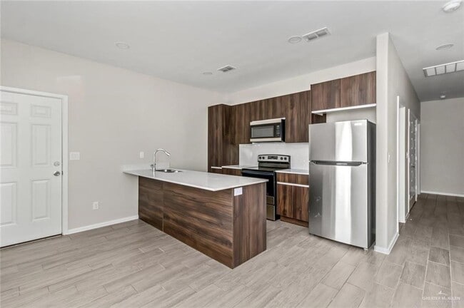 Photo - 15 Shavano Dr Unit 2