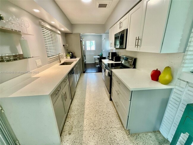 Photo - 4520 SW 24th Ave