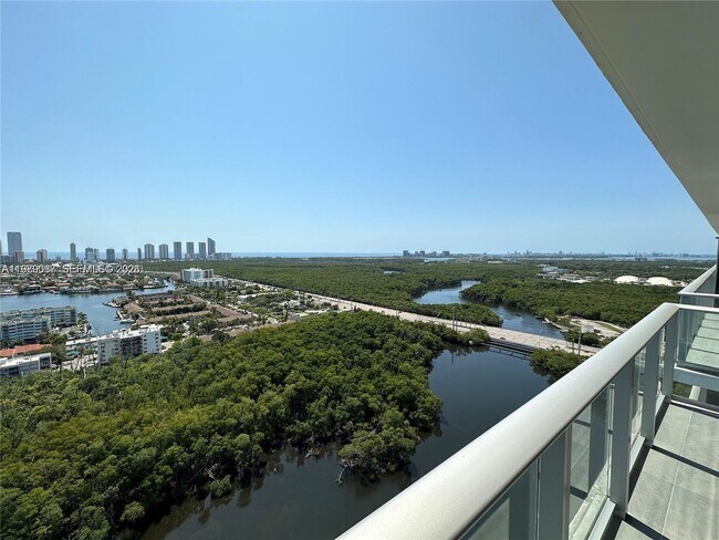 Photo - 16385 Biscayne Blvd Unit 2716
