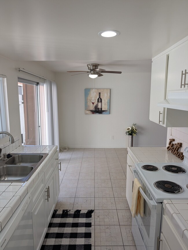 Photo - 2890 W 235th St Unit 3