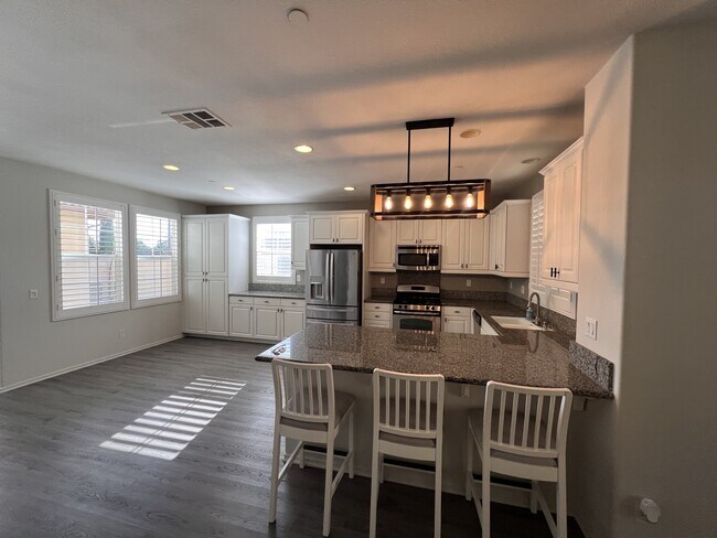 8090 Cornwall Ct