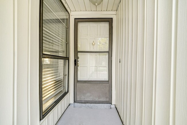 Photo - 3918 Cypressdale Dr