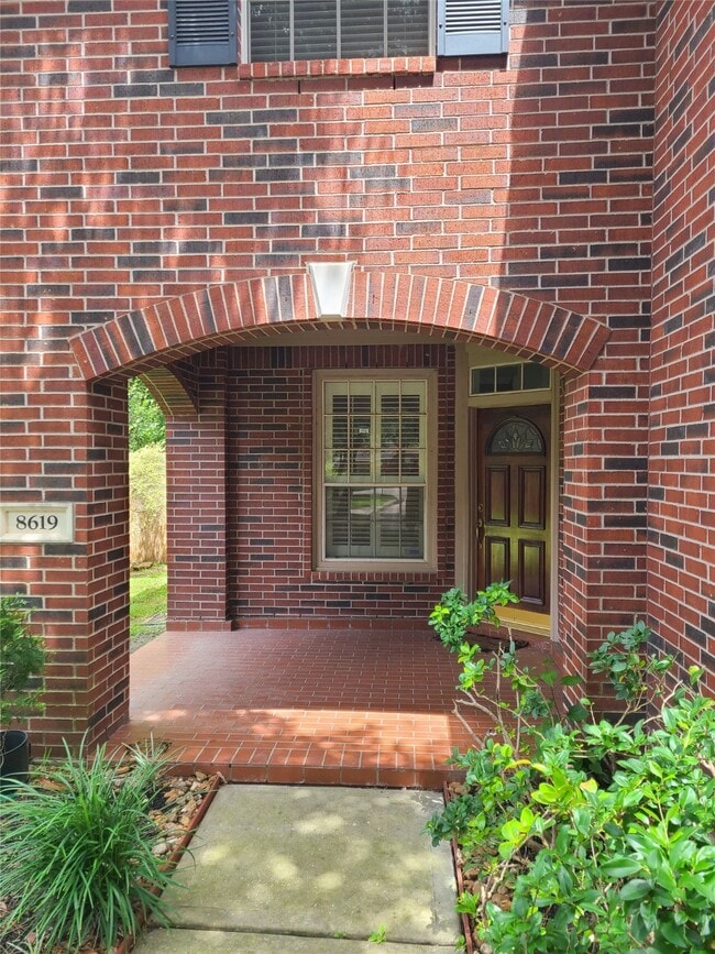 Building Photo - 8619 Village Terrace Rental