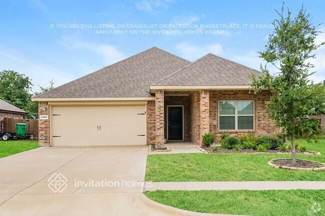 Building Photo - 1532 Woodlake Dr Rental