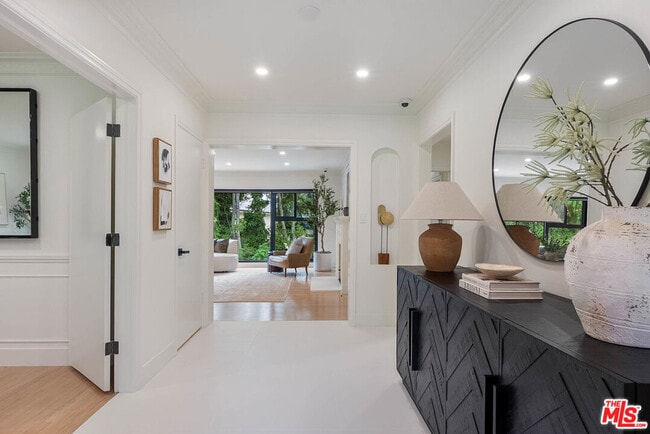 Photo - 11346 Thurston Pl