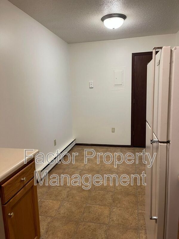 Photo - 418 Allan Ave Unit 2