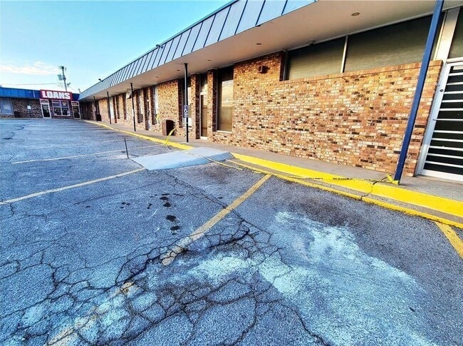 Photo - 4628 SE 29th St Casa