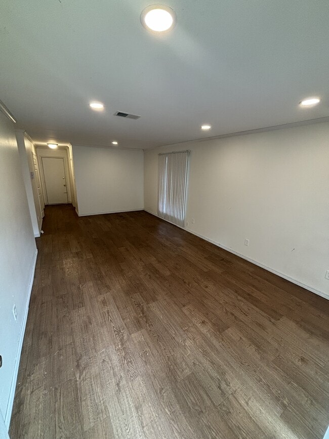 Photo - 2401 Atlas Rd