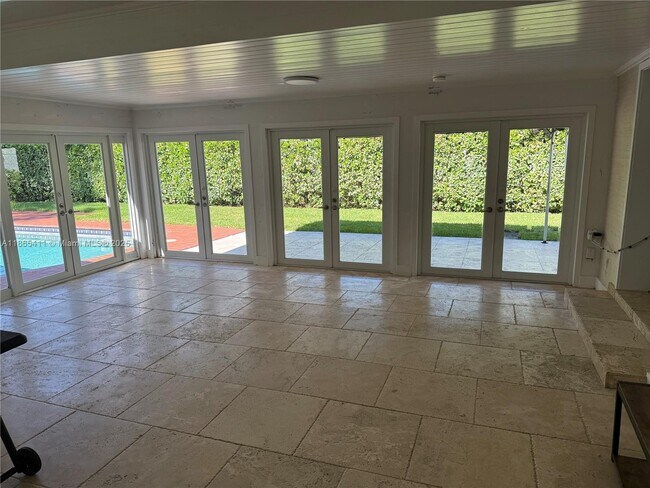 Photo - 3618 Palmarito St