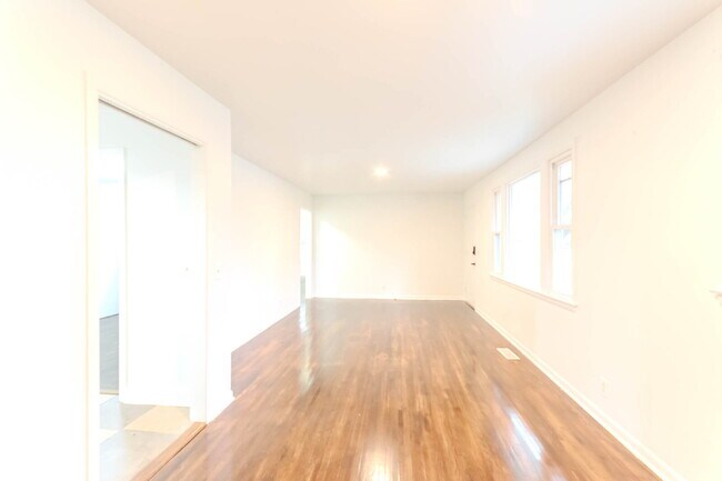 Photo - Fantastic 3 (4-ish) Bed Home | Lawn Care Included