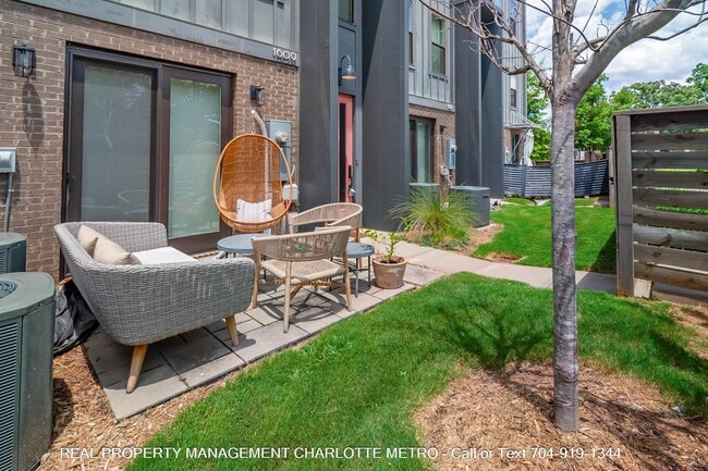 Photo - 1609 Parkwood Ave