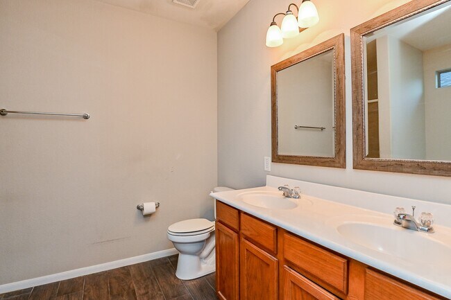 Photo - 15406 Key Crest Ln