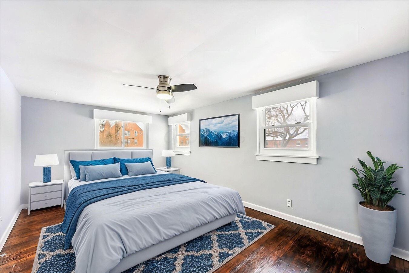 Photo - 672 Sheridan Ave